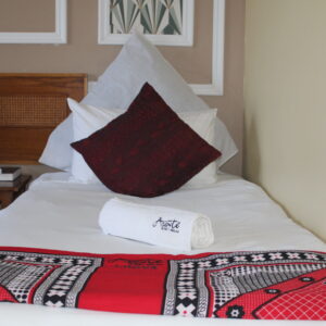 Lihiya (Family Room)